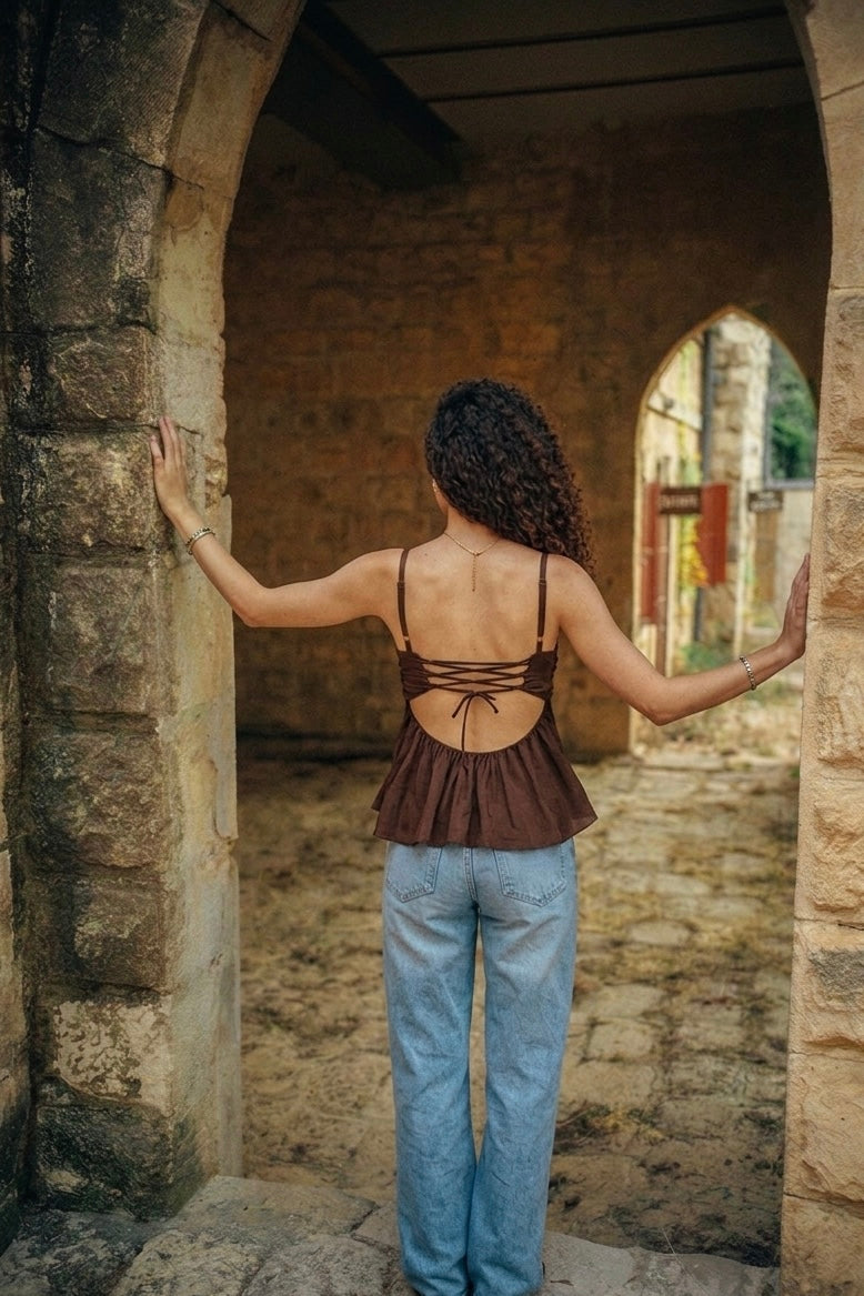 NINA CAMI